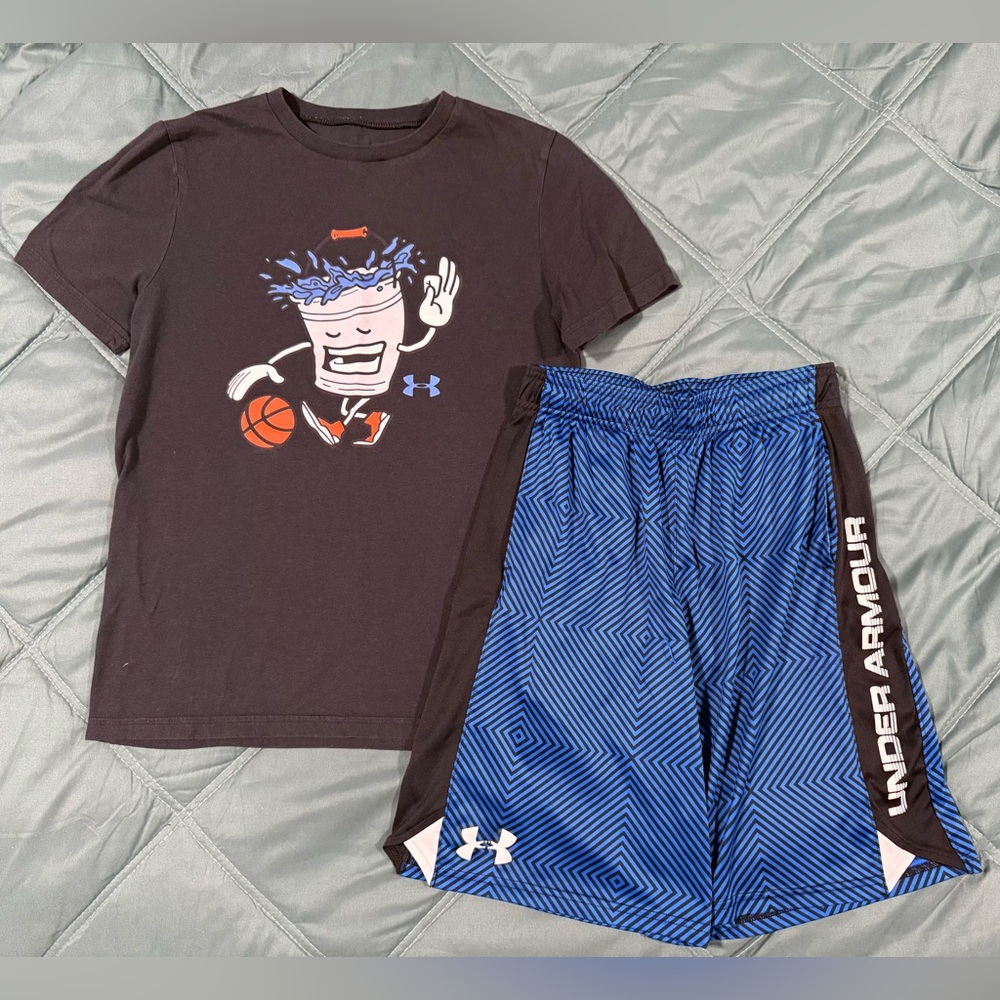 Under Armour Basketball Black Tee with Blue Graphic and Shorts Set